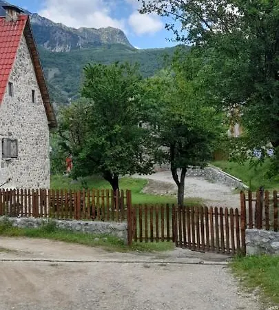 Casa de hóspedes Dritan Tethorja Theth