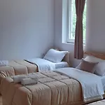 بيت ضيافة Dritan Tethorja