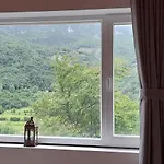 Dritan Tethorja 4*