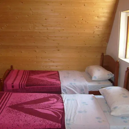 Dritan Tethorja Guest house