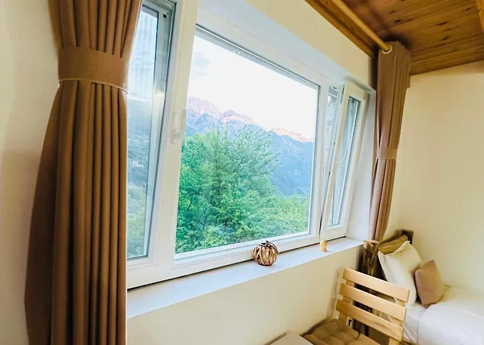 Dritan Tethorja 4* טת